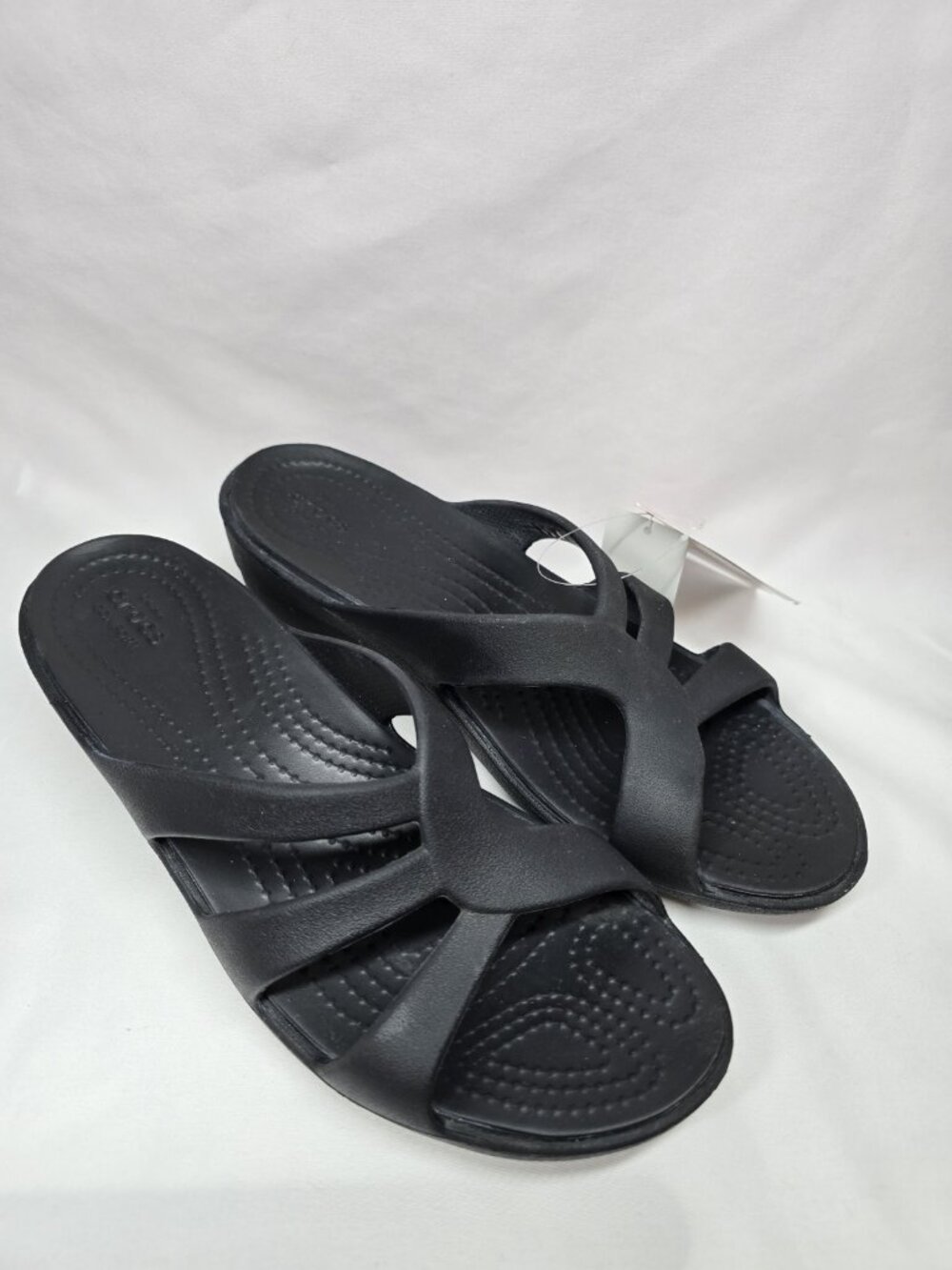 Crocs Women's Sanrah Mini Wedge Strappy Sandals Black Size 8 Sandals New